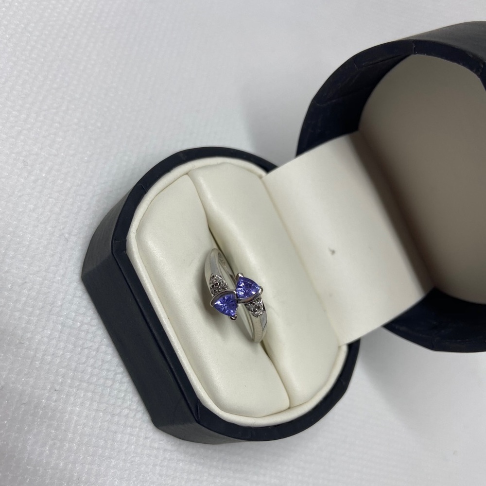 Solid 10kt White Gold Colored Stone Ring - image 5